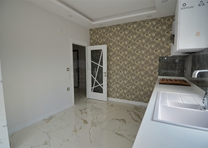 Здание, имеющее 4 квартиры в районе Дошемеалты - Анталия 