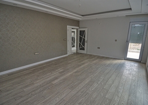 Здание, имеющее 4 квартиры в районе Дошемеалты - Анталия 