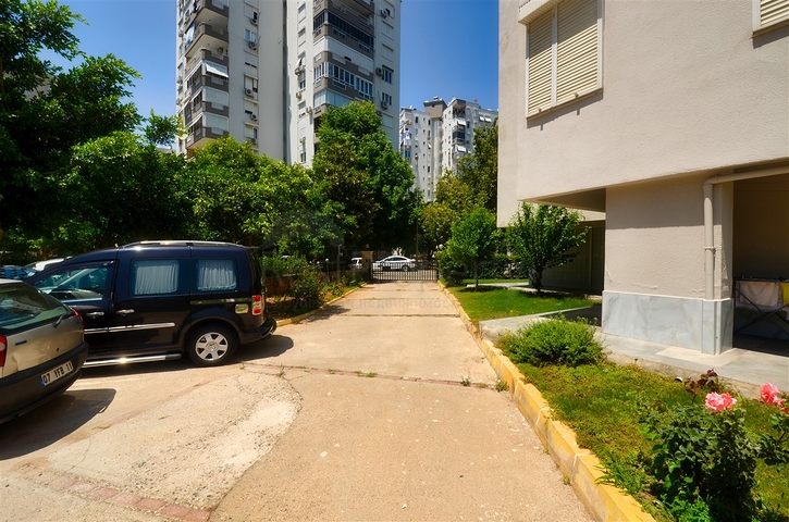 Квартира планировки 5+2 в районе Ешильбахче - Анталия 