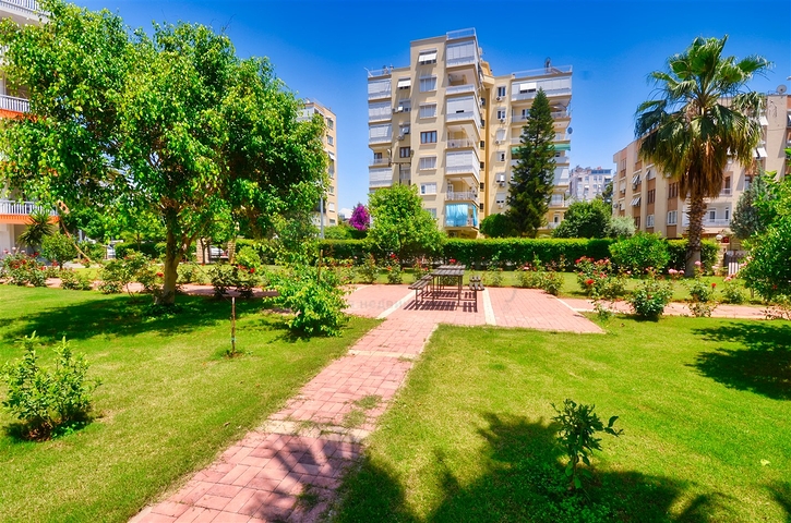 Квартира планировки 5+2 в районе Ешильбахче - Анталия 