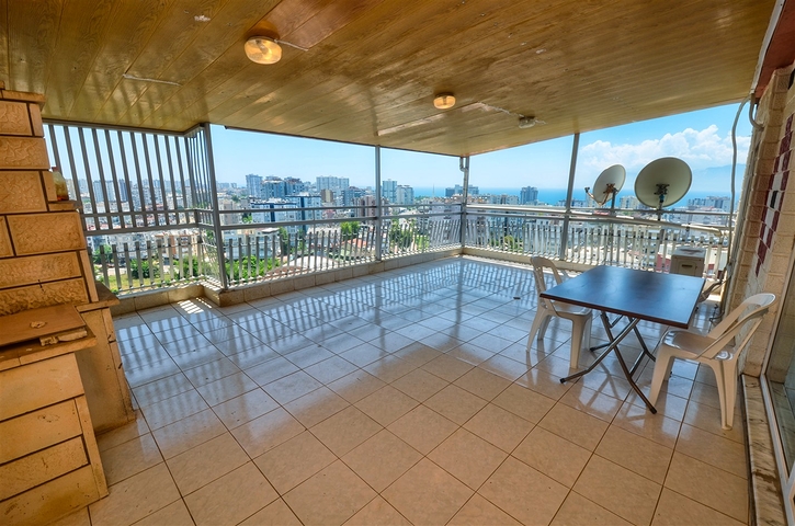 Квартира планировки 5+2 в районе Ешильбахче - Анталия 