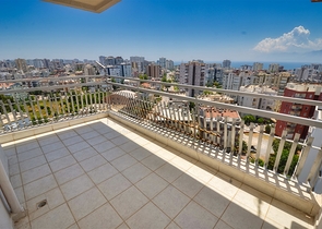 Квартира планировки 5+2 в районе Ешильбахче - Анталия 