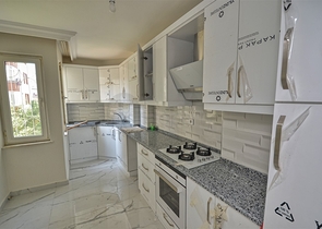 Просторная квартира планировки 3+1 в микрорайоне Торос - Анталия 