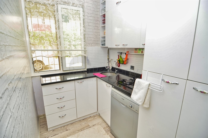 Квартира планировки 1+1 в развитом микрорайоне Хурма - Анталия 