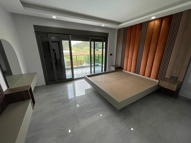 Вилла с бассейном планировки 5+1 в районе Белек - Анталия