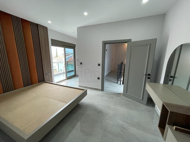 Вилла с бассейном планировки 5+1 в районе Белек - Анталия