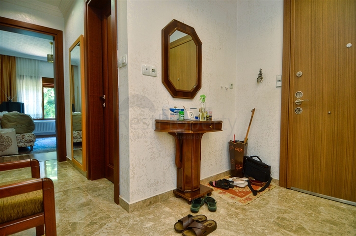 Квартира без мебели планировки 2+1 в микрорайоне Гюрсу - Анталия 