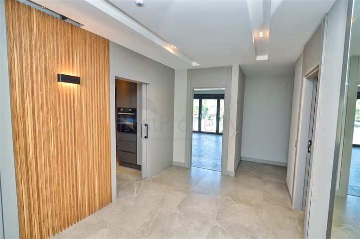 Квартира планировки 3+1 в микрорайоне Унджалы - Анталия 