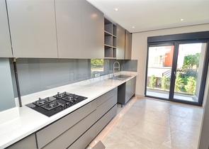 Квартира планировки 3+1 в микрорайоне Унджалы - Анталия 