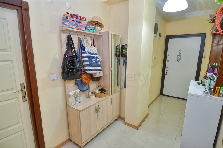 Квартира планировки 1+1 в центре города Анталия  