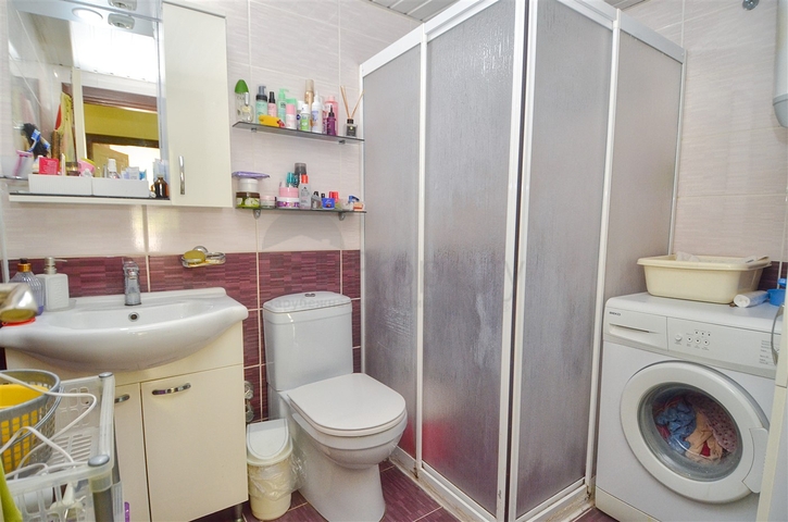 Квартира планировки 1+1 в центре города Анталия  