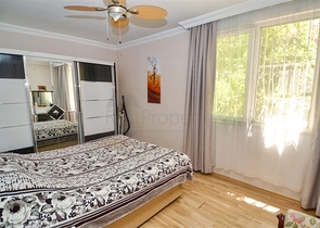 Квартира планировки 1+1 в центре города Анталия  