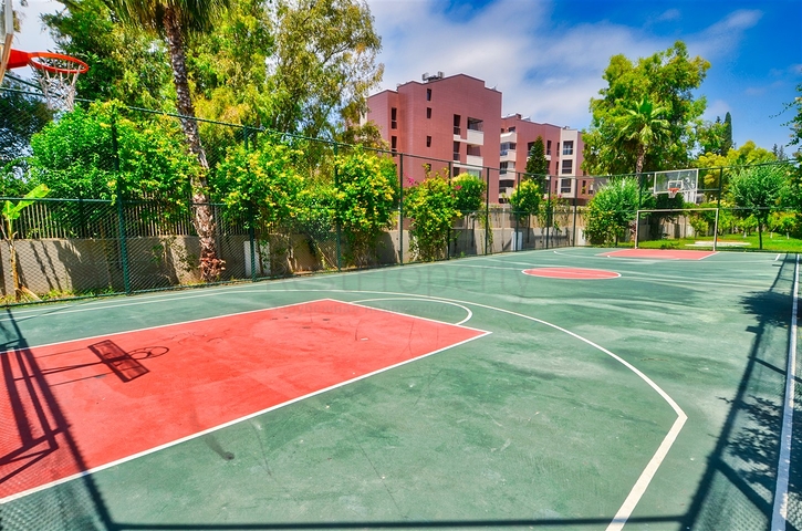 Квартира планировки 3+1 в микрорайоне Улуч - Анталия 