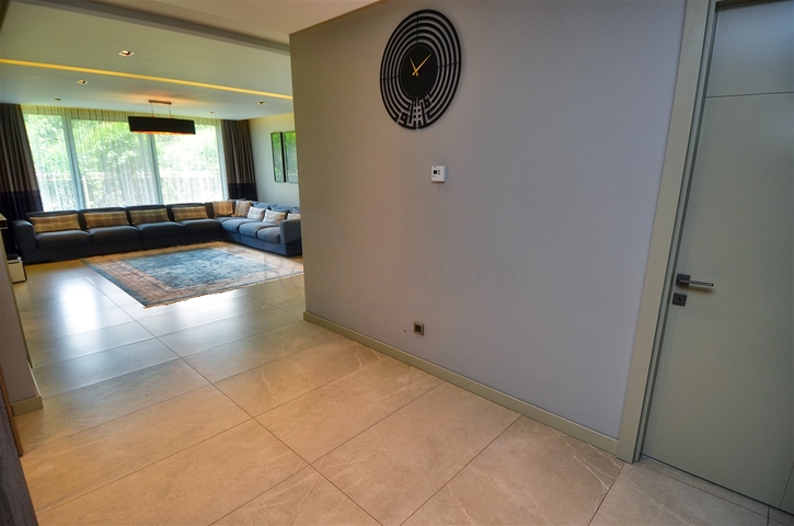 Квартира планировки 3+1 в микрорайоне Улуч - Анталия 