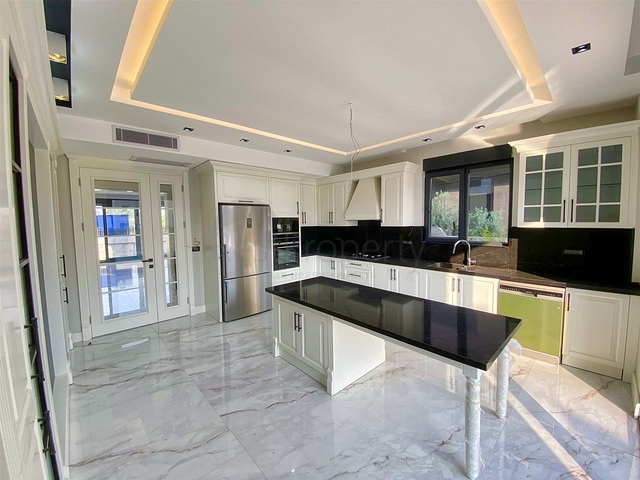 Вилла планировки 4+1 в районе Дошемеалты - Анталия 