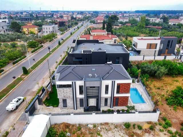 Вилла планировки 4+1 в районе Дошемеалты - Анталия 