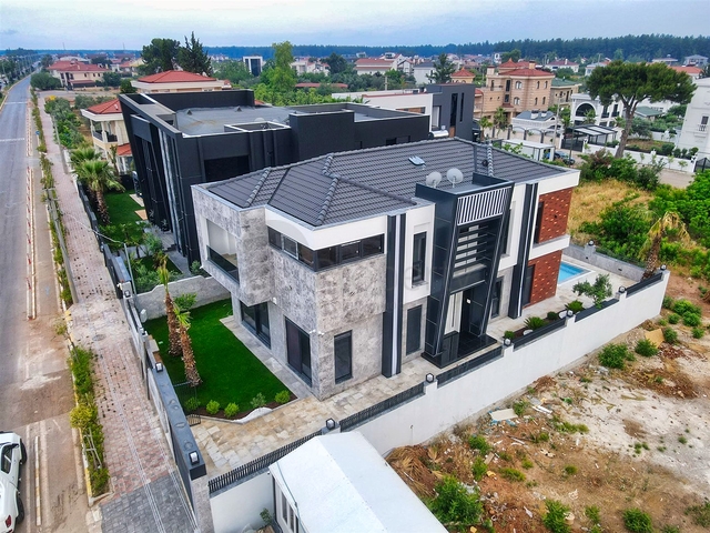 Вилла планировки 4+1 в районе Дошемеалты - Анталия 