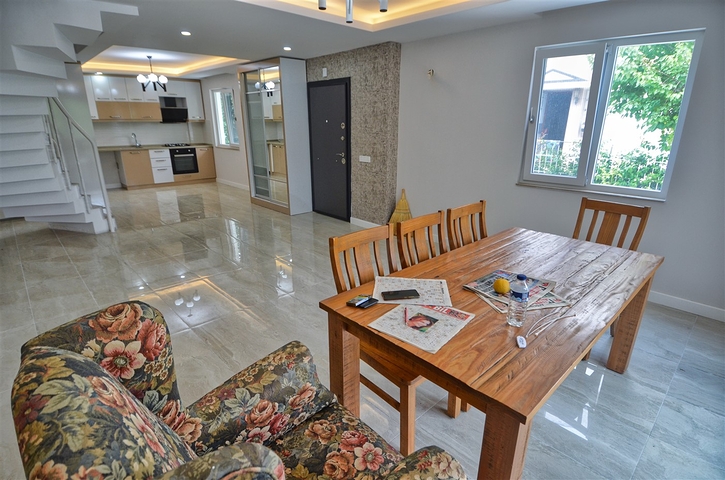 Вилла планировки 5+1 в районе Кемер - Анталия 