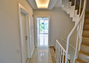 Вилла планировки 5+1 в районе Кемер - Анталия 