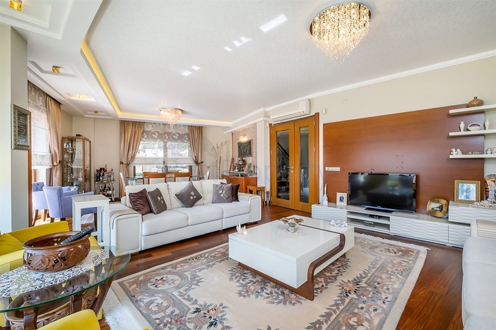 Квартира планировки 7+2 в микрорайоне Чаглаян - Анталия 