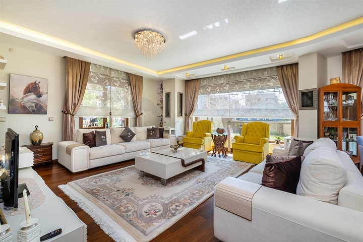 Квартира планировки 7+2 в микрорайоне Чаглаян - Анталия 