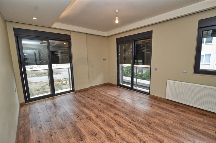 Вилла планировки 5+1 в лайоне Лара - Анталия 