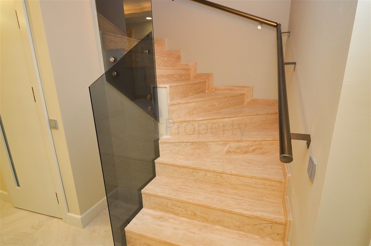 Вилла планировки 5+1 в лайоне Лара - Анталия 