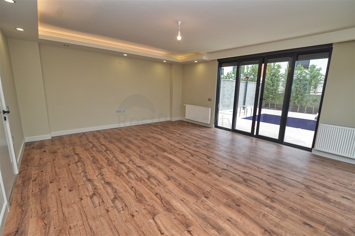 Вилла планировки 5+1 в лайоне Лара - Анталия 