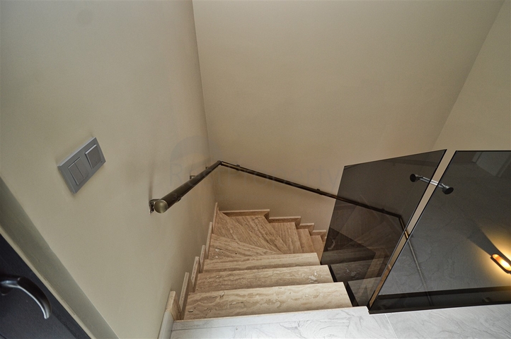 Вилла планировки 5+1 в лайоне Лара - Анталия 