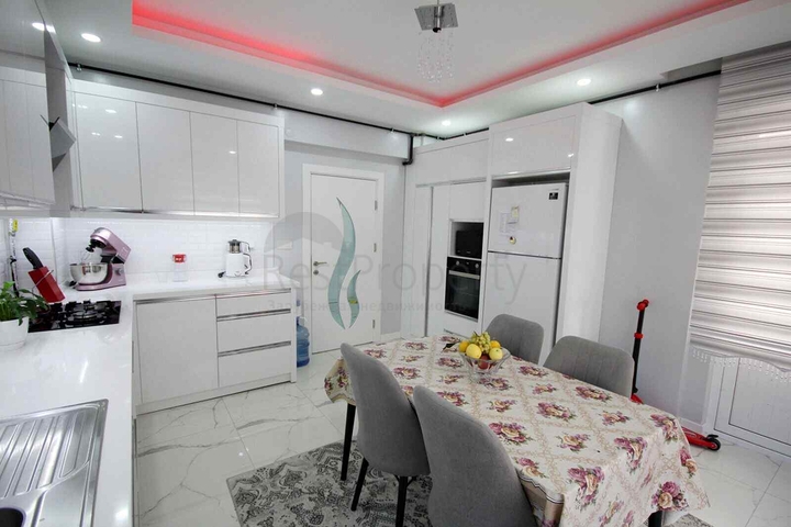 Квартира без мебели планировки 3+1 в микрорайоне Лиман - Анталия