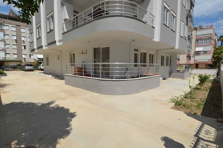 Квартира без мебели планировки 3+1 в микрорайоне Лиман - Анталия