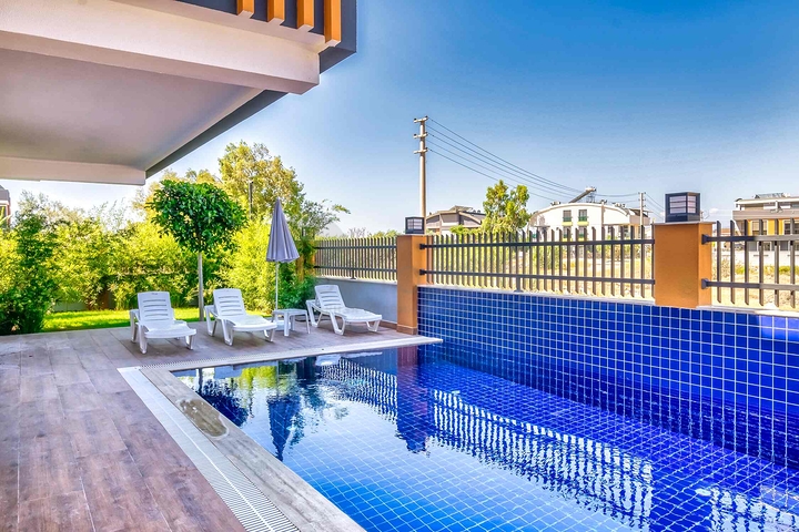 Квартира планировки 3+1 в микрорайоне Гюзельоба - Анталия 