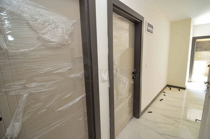 Квартира планировки 3+1 дуплекс в центре города Анталия 