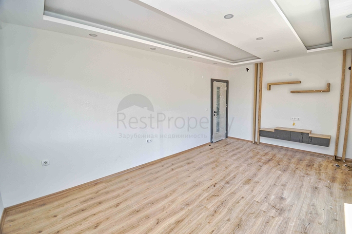 Квартира планировки 3+1 дуплекс в центре города Анталия 