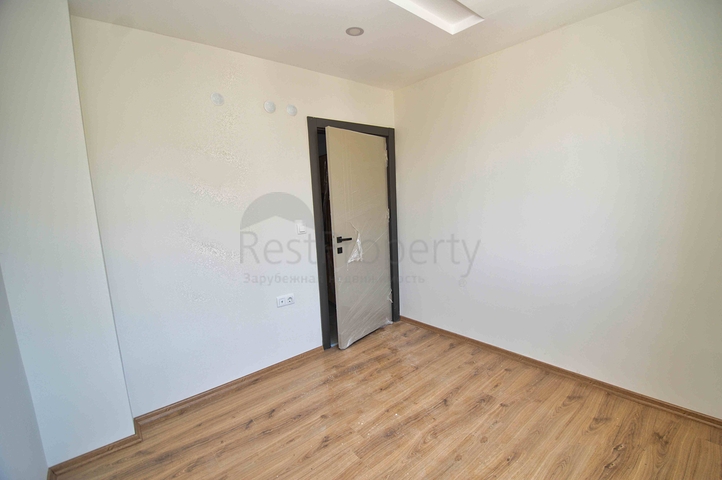 Квартира планировки 3+1 дуплекс в центре города Анталия 