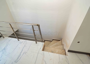 Квартира планировки 3+1 дуплекс в центре города Анталия 