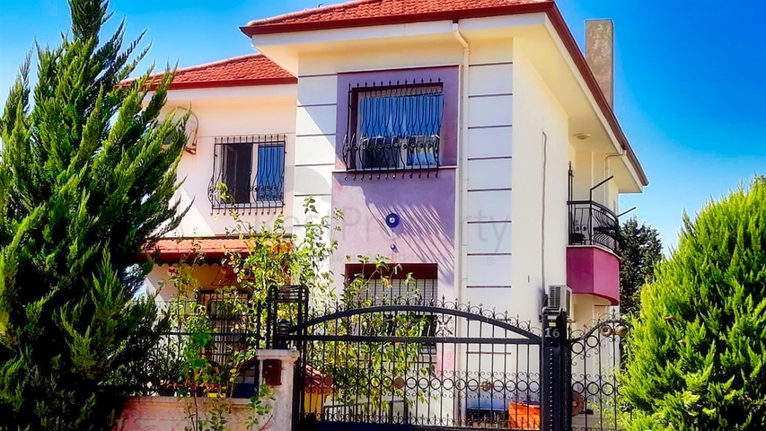 Вилла планировки 4+1 в элитном районе Дошемеалты - Анталия 