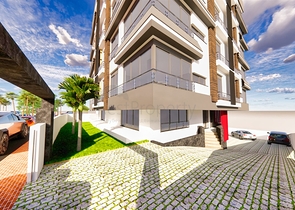 Квартиры планировки 1+1 , 2+1 и 4+1 дуплекс в центре города Анталия 