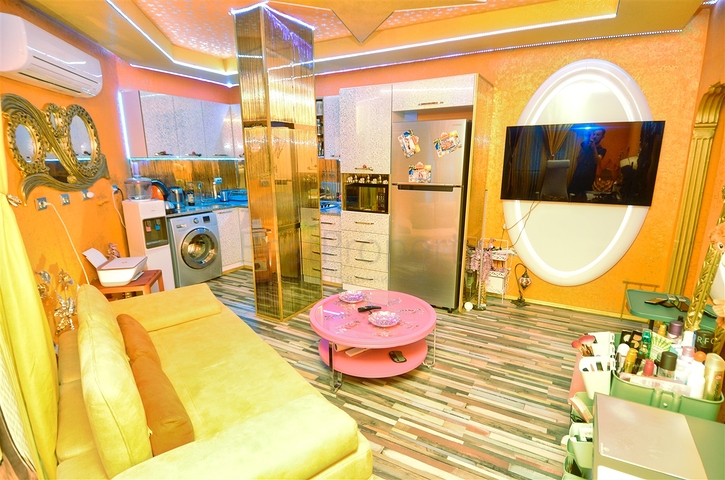 Квартира планировки 1+1 в центре города Анталия 