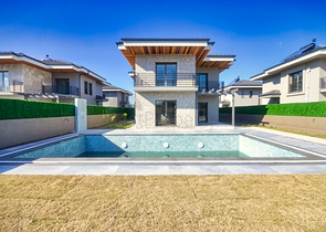 Вилла планировки 4+1 в районе Фетхие 