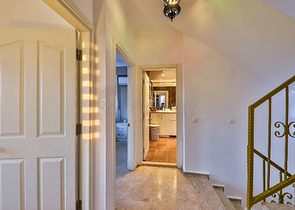 Вилла с бассейном планировки 5+1 в районе Фетхие 