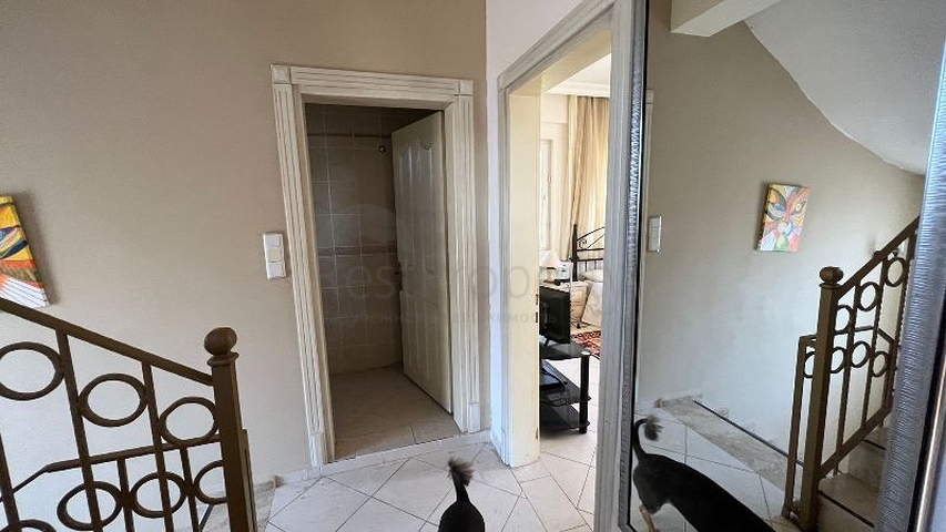 Вилла с видом на море планировки 4+1 в районе Фетхие 