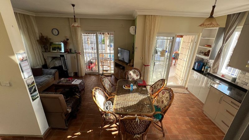 Вилла с видом на море планировки 4+1 в районе Фетхие 