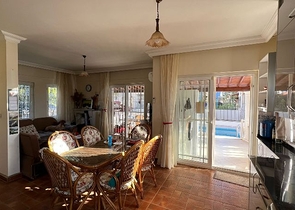 Вилла с видом на море планировки 4+1 в районе Фетхие 