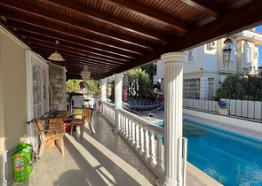 Вилла с видом на море планировки 4+1 в районе Фетхие 