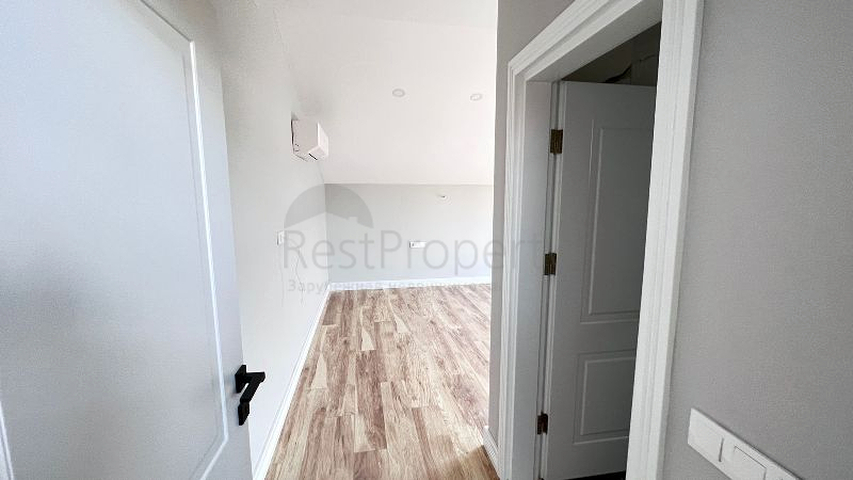 Вилла без мебели планировки 5+1 в районе Фетхие 