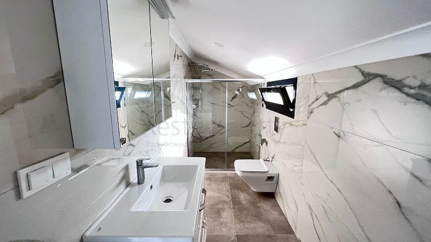 Вилла без мебели планировки 5+1 в районе Фетхие 