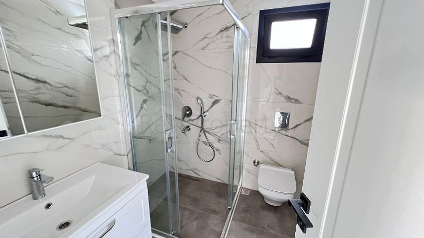 Вилла без мебели планировки 5+1 в районе Фетхие 