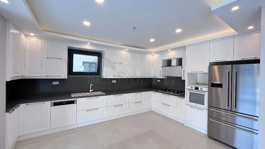 Вилла без мебели планировки 5+1 в районе Фетхие 