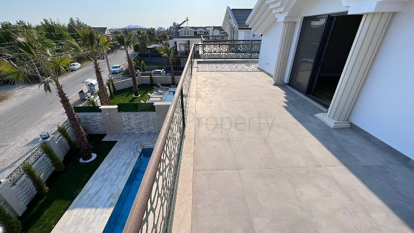 Вилла без мебели планировки 5+1 в районе Фетхие 